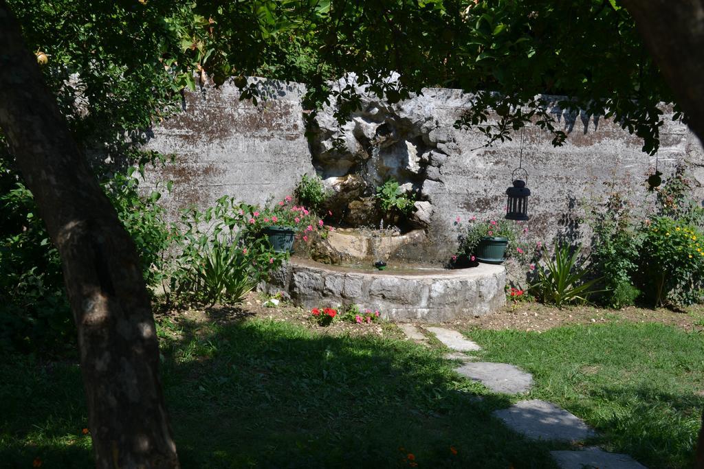 Holiday Home Bokokotorski Zaliv Exterior foto
