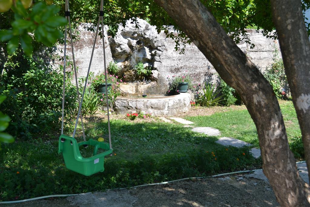 Holiday Home Bokokotorski Zaliv Exterior foto