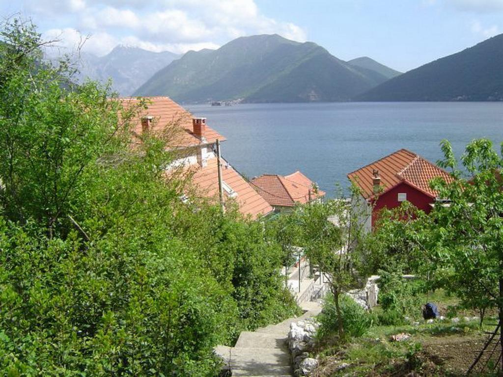 Holiday Home Bokokotorski Zaliv Exterior foto
